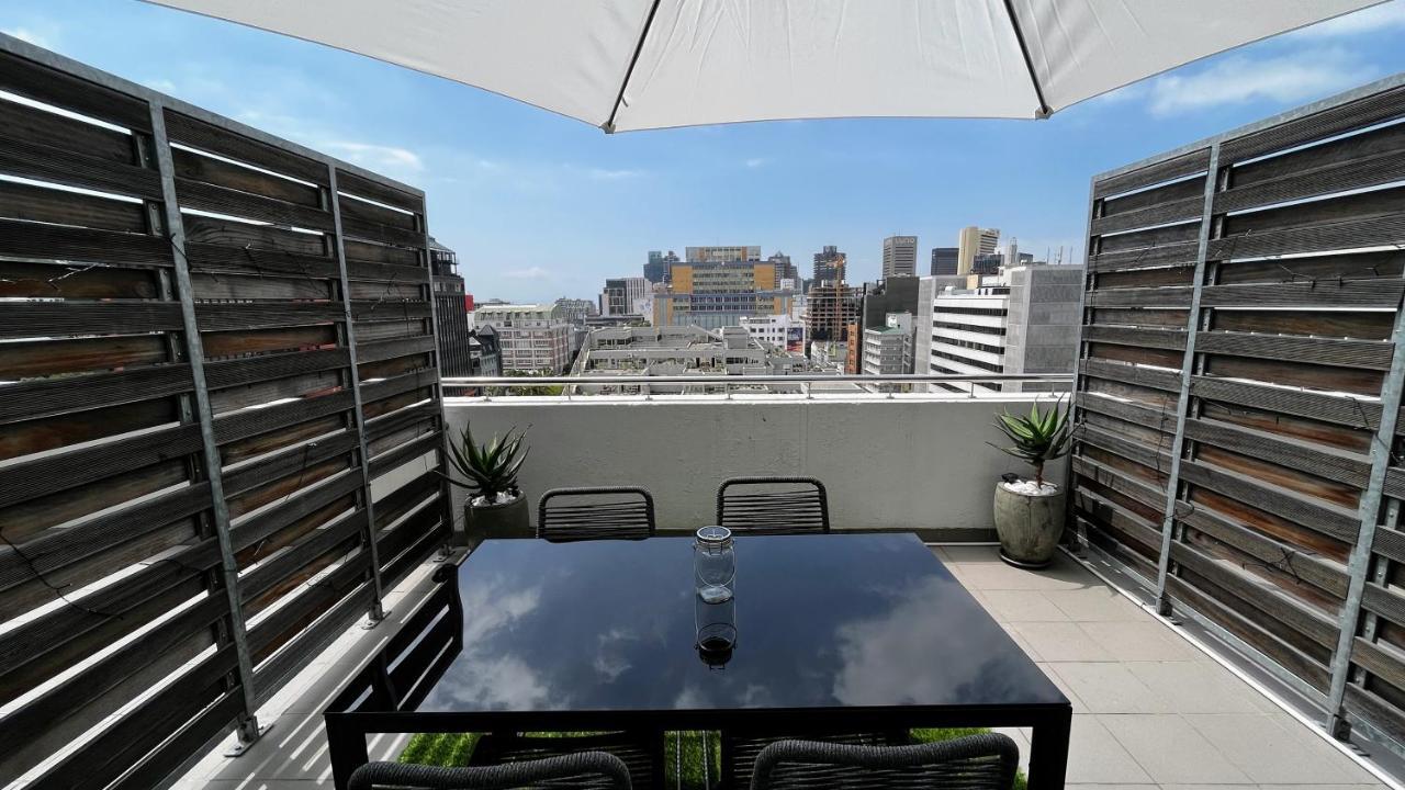 Modern Luxury Studio With Breathtaking City Views - No Load Shedding Кейптаун Екстериор снимка